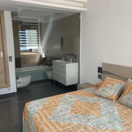 Exclusivo En Zona Monumental Con Aparcamiento Incluido Apartmán