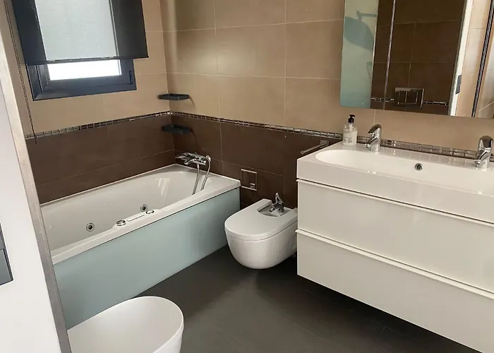 Exclusivo En Zona Monumental Con Aparcamiento Incluido Apartmán Ronda